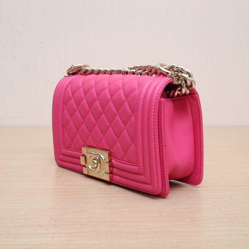 CHANEL Leboy小號20.5玫紅牛皮24開金扣肩背包-4