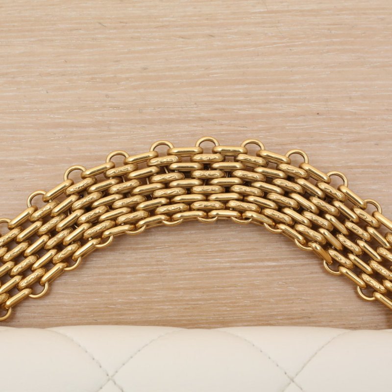 CHANEL 22S口蓋包21白色羊皮晶片開金扣水鑽LOGO多鏈條肩背包-2