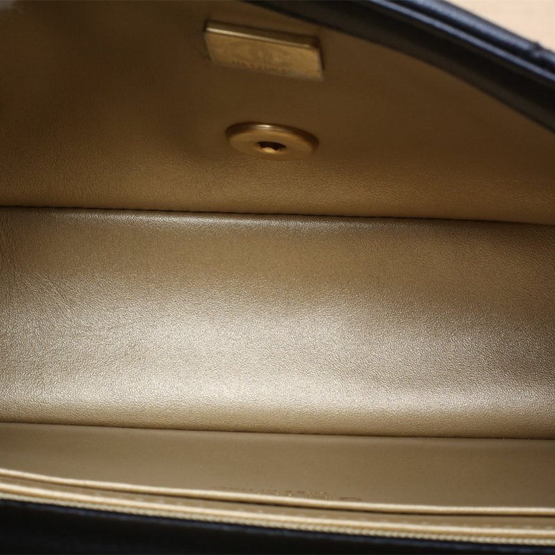 CHANEL CF口蓋包大Mini20黑色羊皮晶片開金扣金球調節扣肩帶肩背包-2