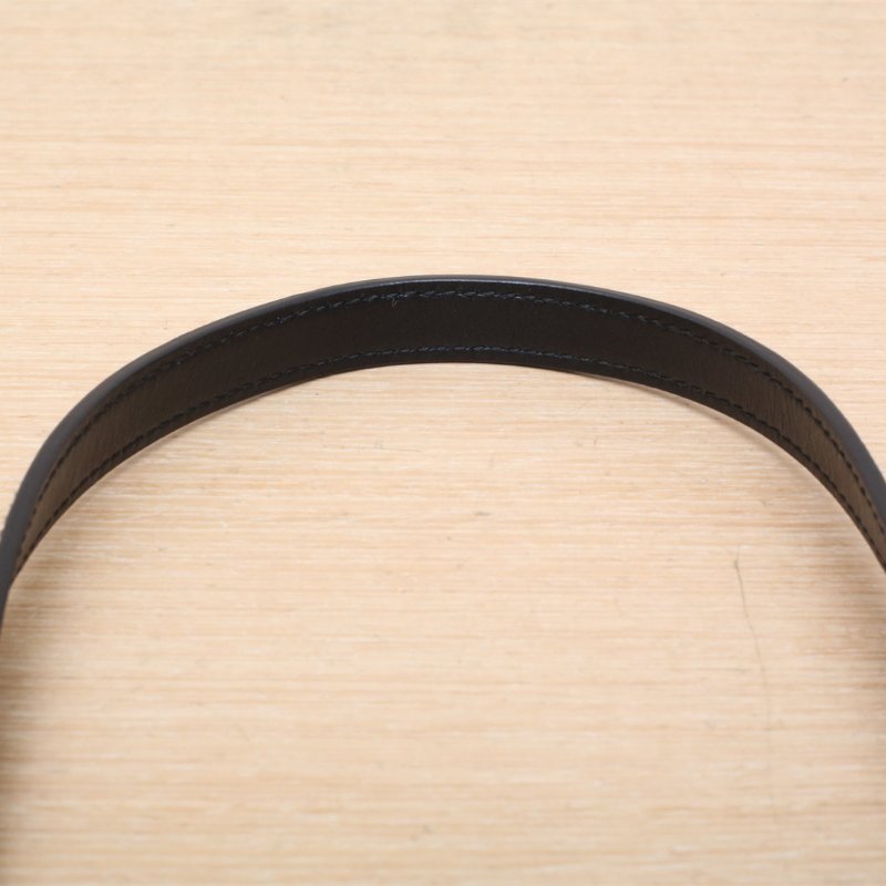 MIU MIU Arcadie小號22黑色牛皮肩背包-2