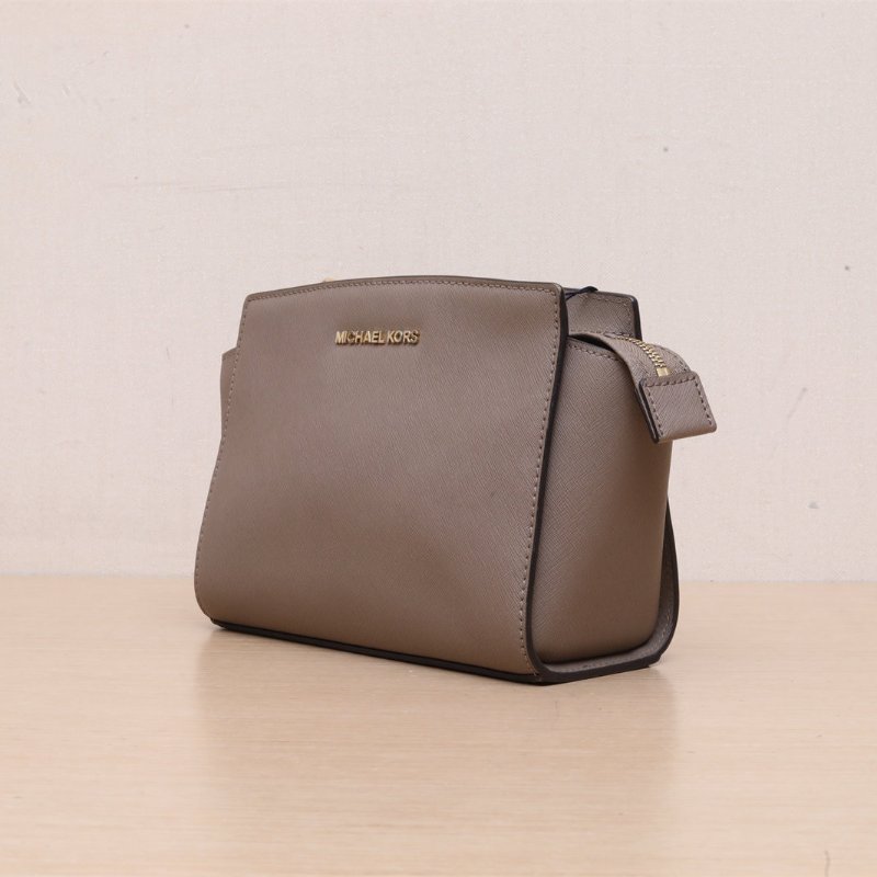 MICHAEL KORS 棕色牛皮餃子包斜挎包肩背包-3