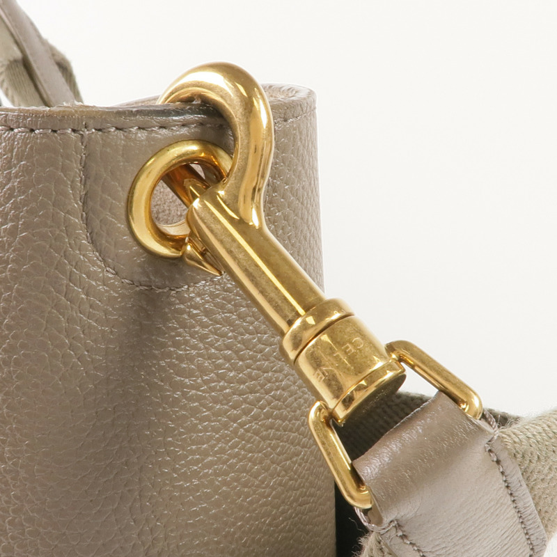 CELINE 牛皮皮革Sangle Bucket金扣肩背袋-11