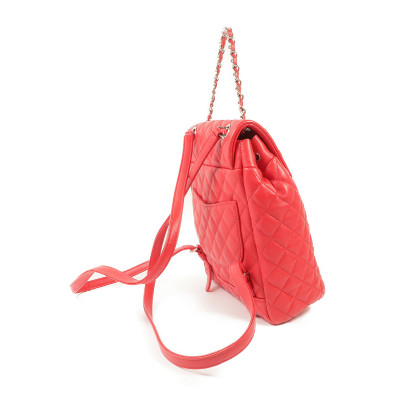 CHANEL 羊皮皮革Urban Spirit銀扣背包-4