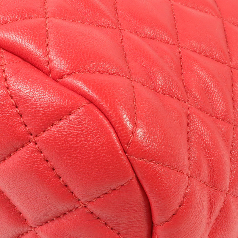 CHANEL 羊皮皮革Urban Spirit銀扣背包-5