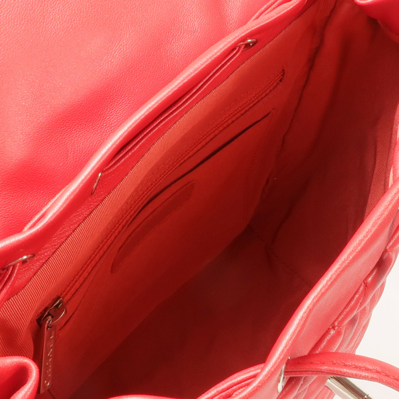 CHANEL 羊皮皮革Urban Spirit銀扣背包-13