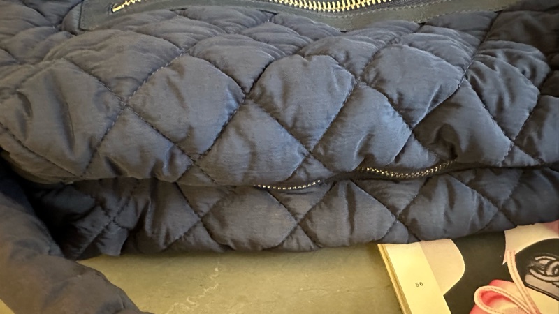 (MYMluxurybag) 🔥聖誕激安價🔥Chanel 泡泡棉袋 托特袋 肩背袋-14