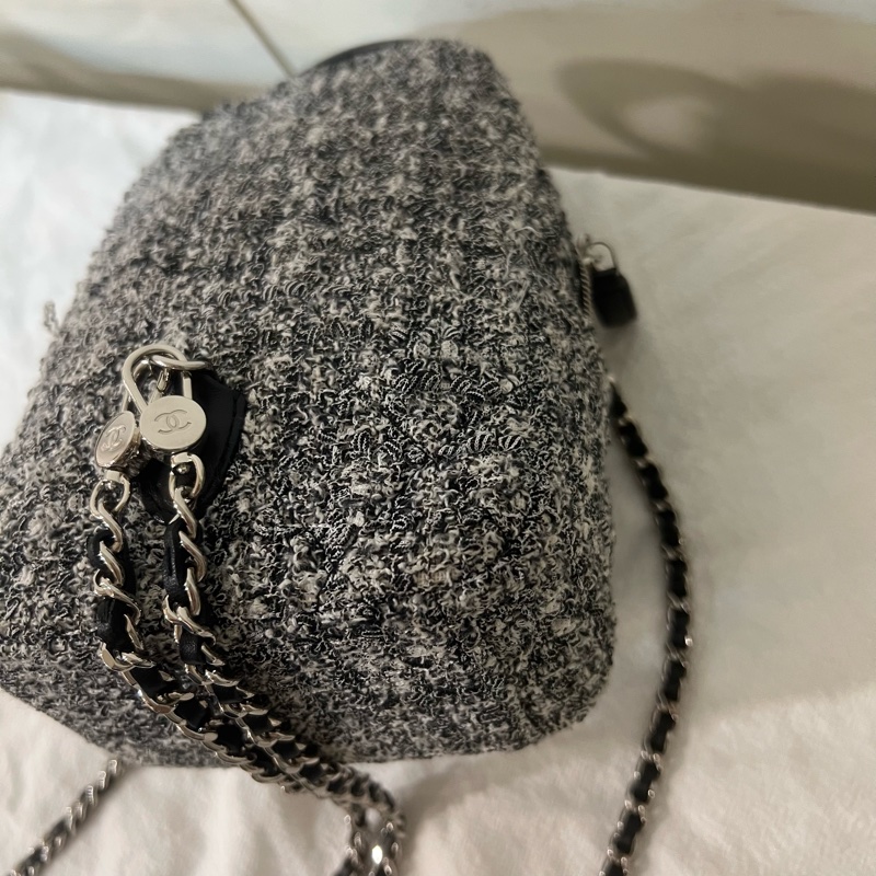 ෆ Chanel 黑白小書包🐼-16