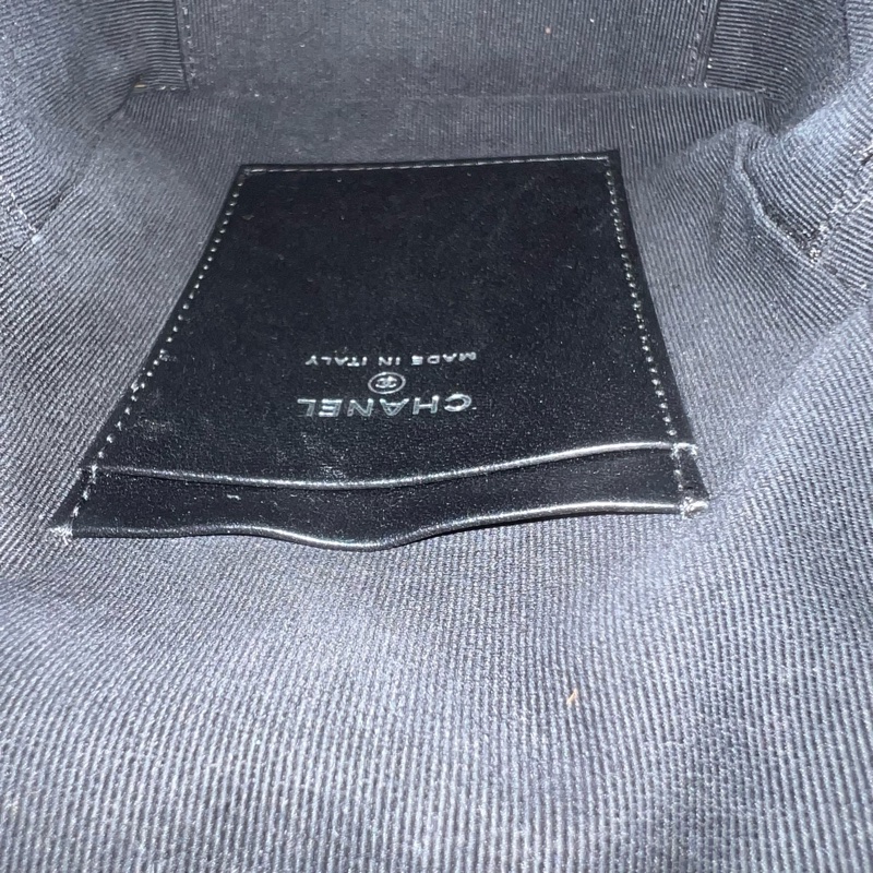 ෆ Chanel 黑白小書包🐼-18