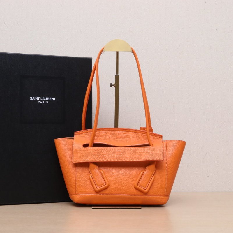 BOTTEGA VENETA Arco小號22橙色牛皮肩背包-0