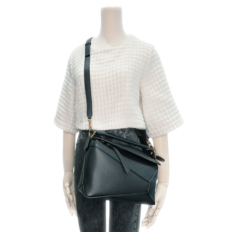 Loewe Small Puzzle 牛皮金釦手提兩用包(黑)-5