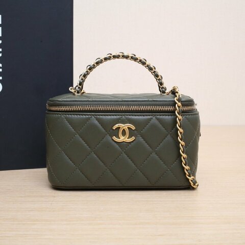 CHANEL 22K手提長盒子化妝包帶鏡子16綠色羊皮鐳射標金扣金屬皮穿手柄肩背包