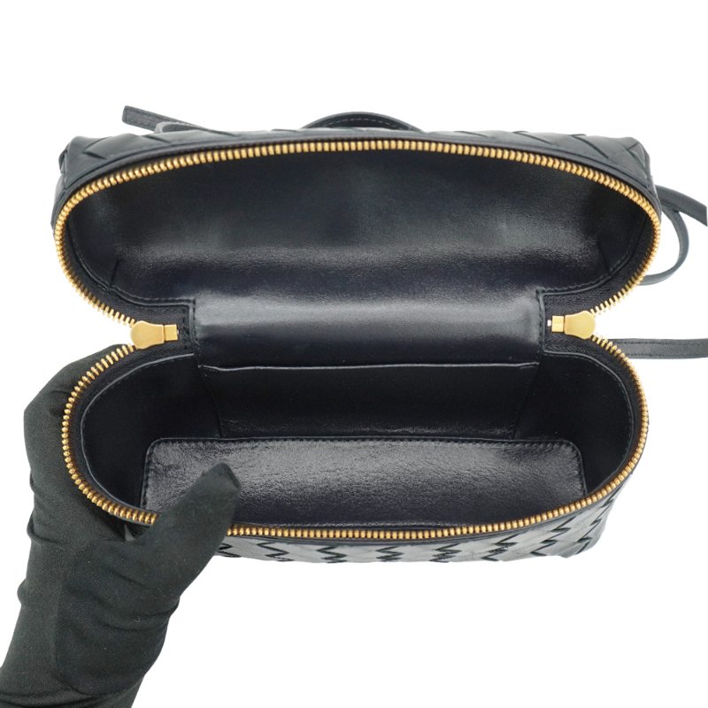 Bottega Veneta Bang Bang 牛皮編織金釦手提兩用化妝包(789109-藏藍)-4