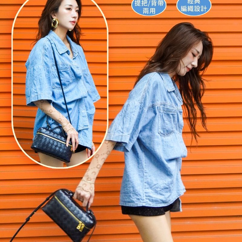 Bottega Veneta Bang Bang 牛皮編織金釦手提兩用化妝包(789109-藏藍)-0