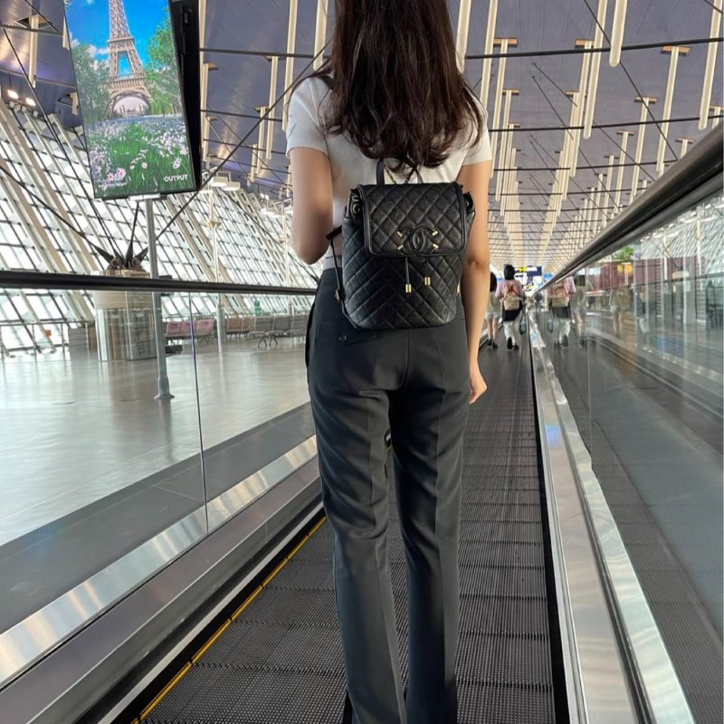 CHANEL Vanity case雙肩後背包 - 黑金26開-9