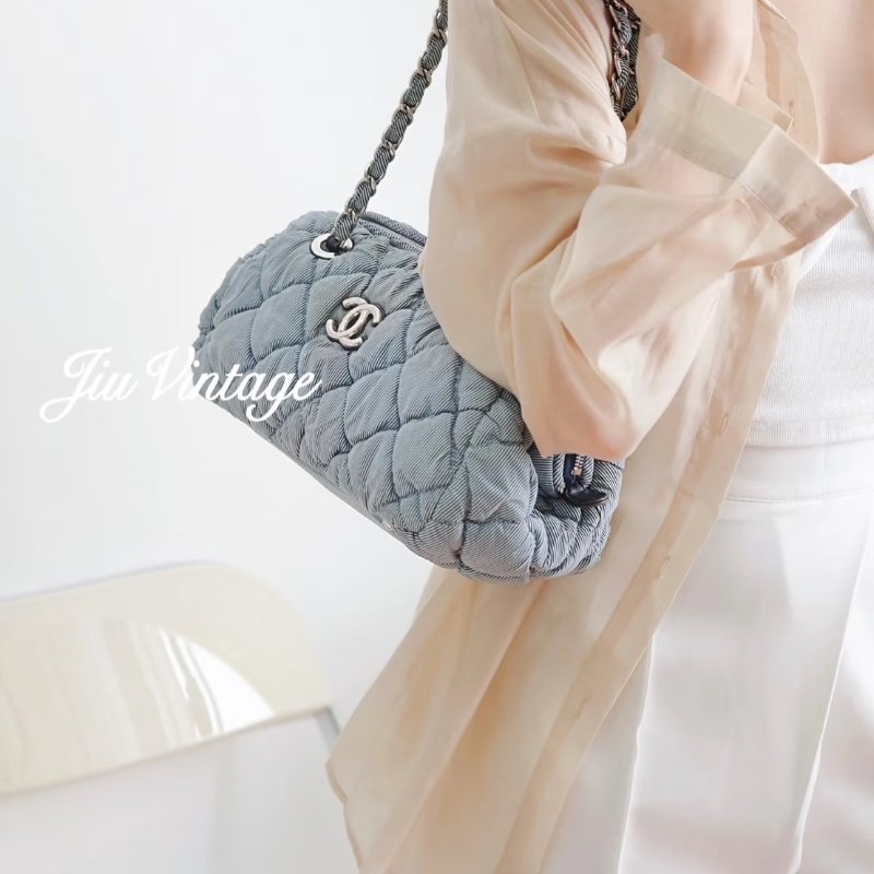 CHANEL 條紋織布泡泡雲朵包 - 藍銀13開-1