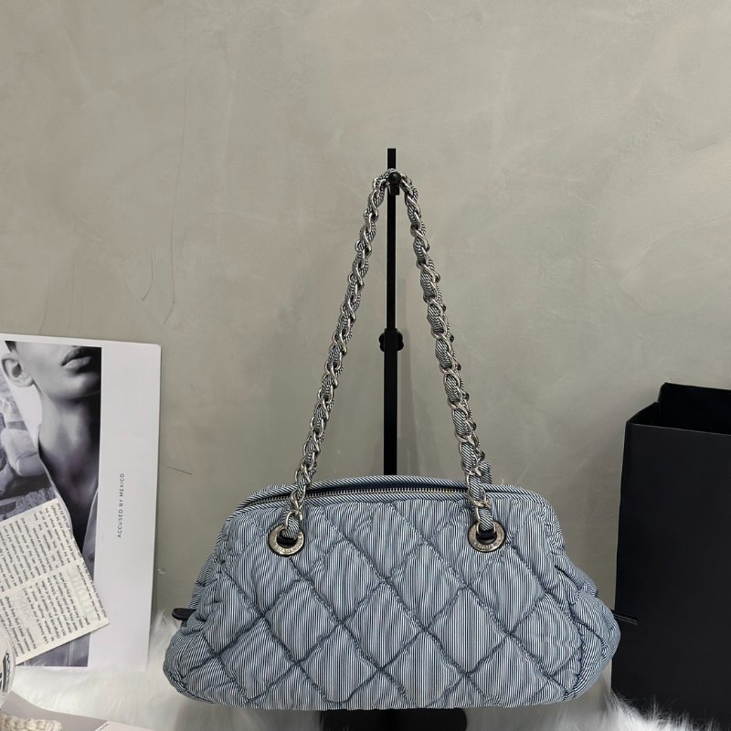 CHANEL 條紋織布泡泡雲朵包 - 藍銀13開-4