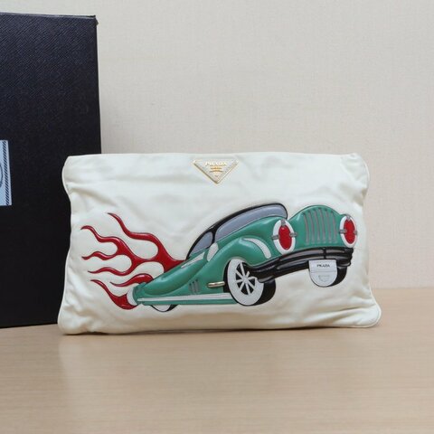 PRADA 白色羊皮手拿包肩背包