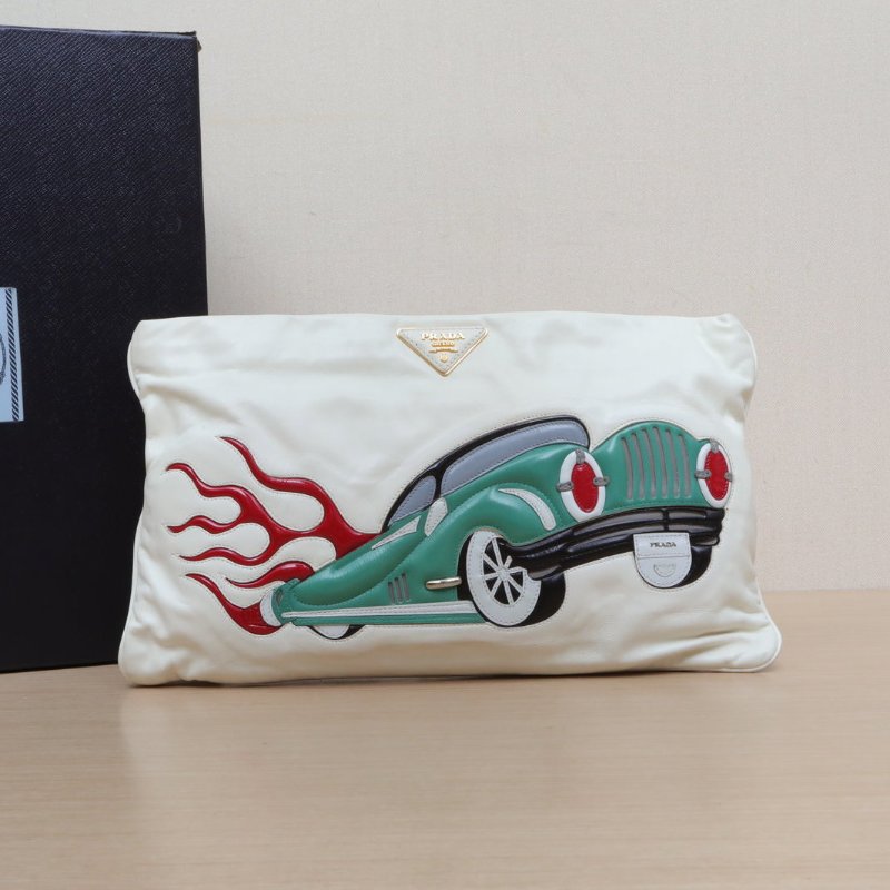 PRADA 白色羊皮手拿包肩背包-0