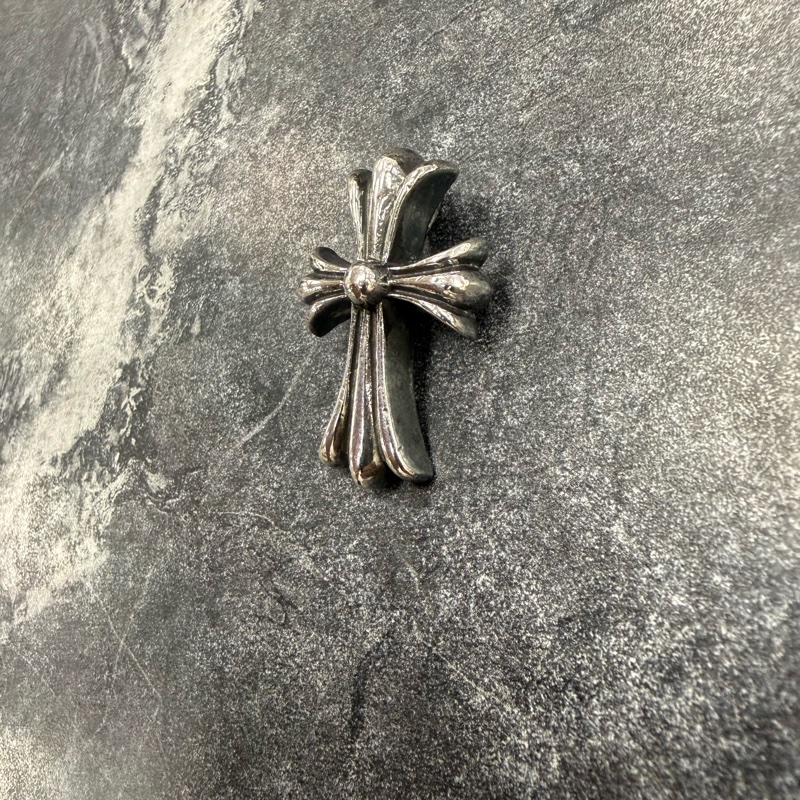 Chrome Hearts Cross Pendant-2