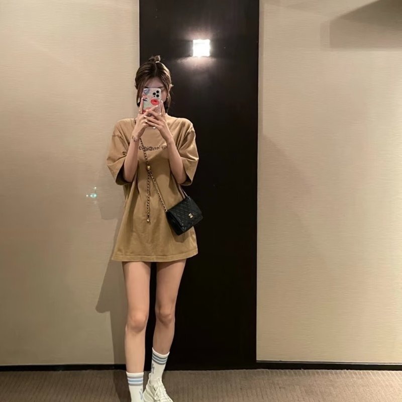 CHANEL 經典羊皮WOC - 金球黑金-9