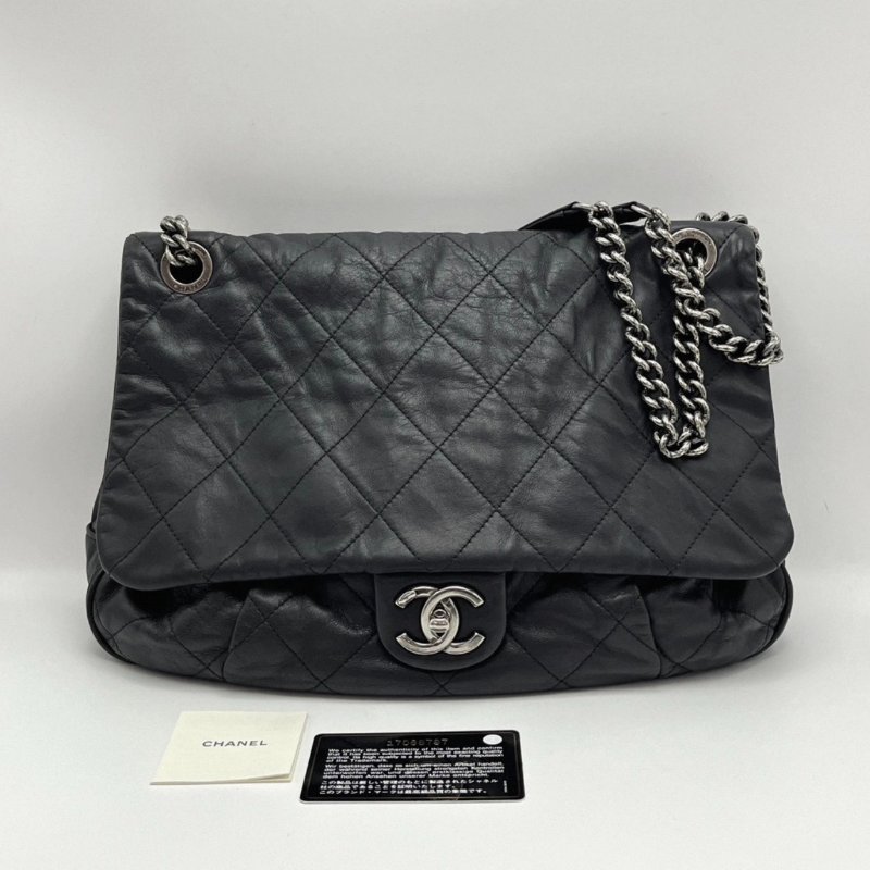 Chanel 黑銀菱格紋肩背斜背機場包 34.5*24*7 98新配件塵袋保卡-0