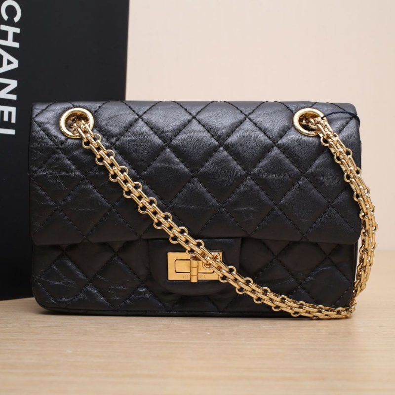 CHANEL 2.55口蓋包迷你20黑色牛皮28開金扣肩背包-0