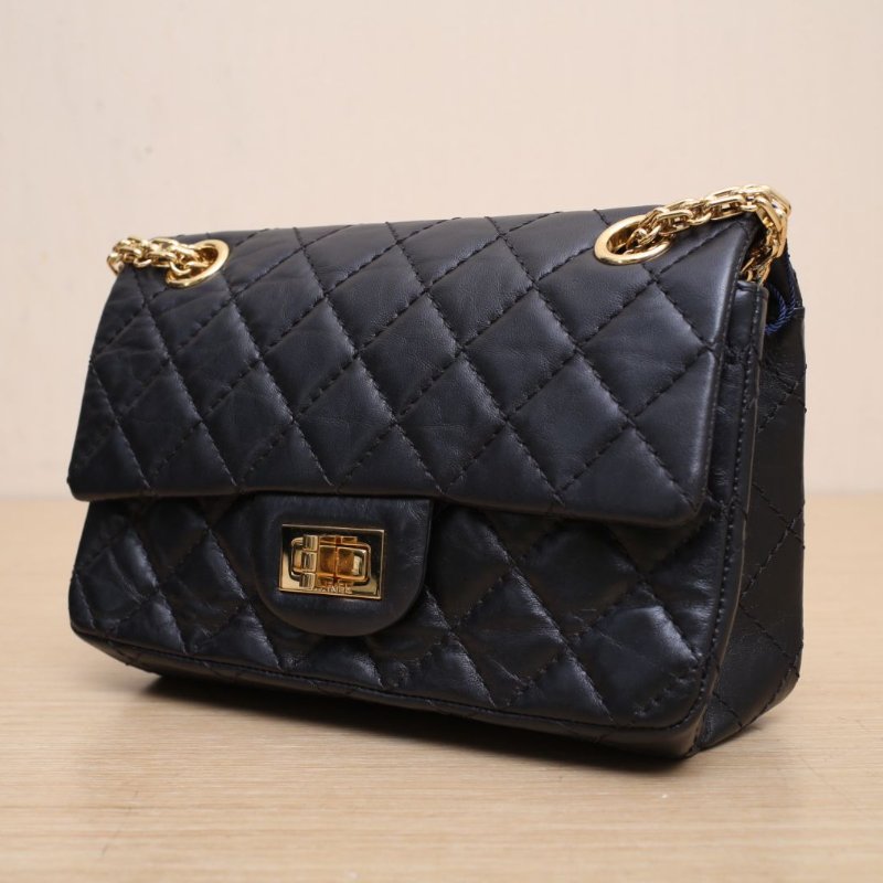 CHANEL 2.55口蓋包迷你20黑色牛皮28開金扣肩背包-4