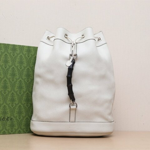 GUCCI 白色牛皮竹節抽繩全皮雙肩包肩背包