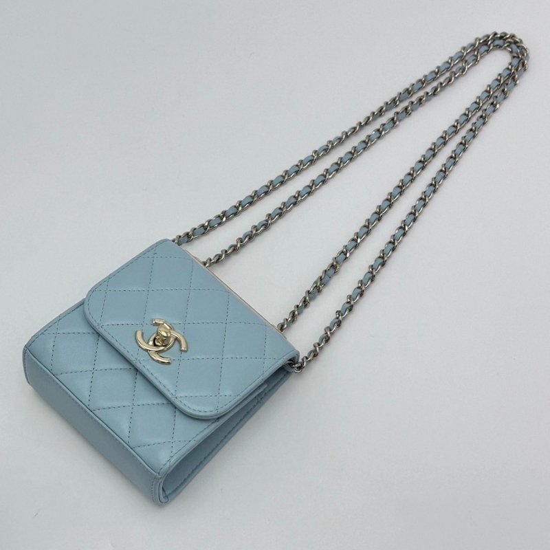 CHANEL 天藍色金扣mini trendy cc肩背斜背包 11.5*12*5.5 98新配件盒子塵袋保卡-3