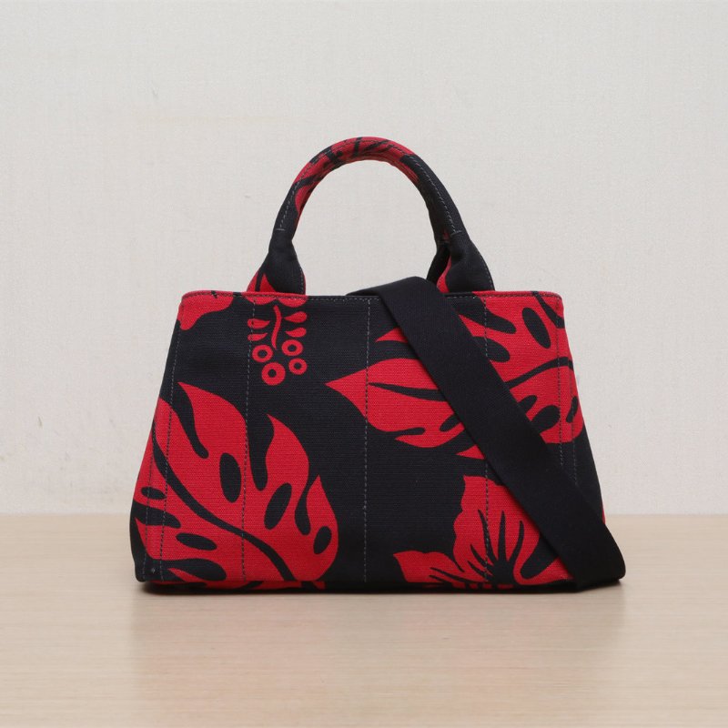 PRADA 沙灘包復古印花小號28帶肩帶拼色帆布肩背包-1