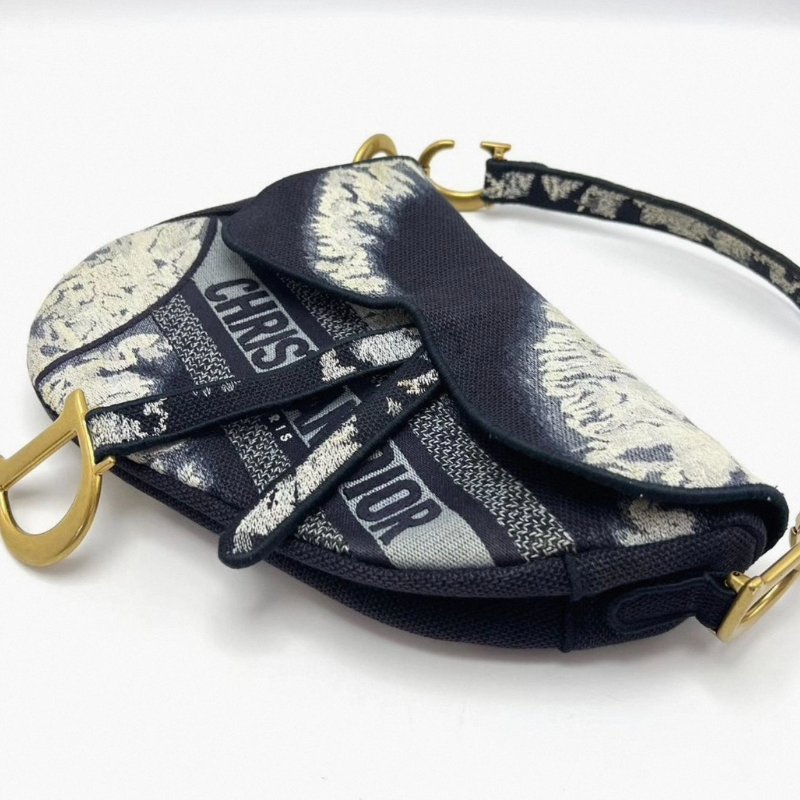 DIOR 藍色刺繡馬鞍中號肩背腋下包 25*20*6 98新配件塵袋-1