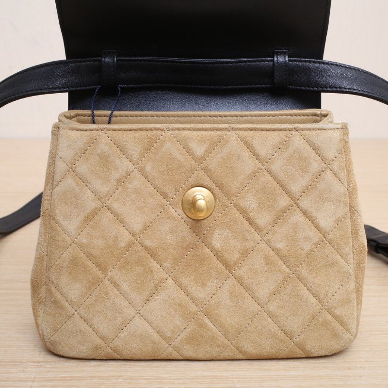 CHANEL 拼色羊皮麂皮鐳射標金扣25A手工坊豎版口蓋包/肩背包-2