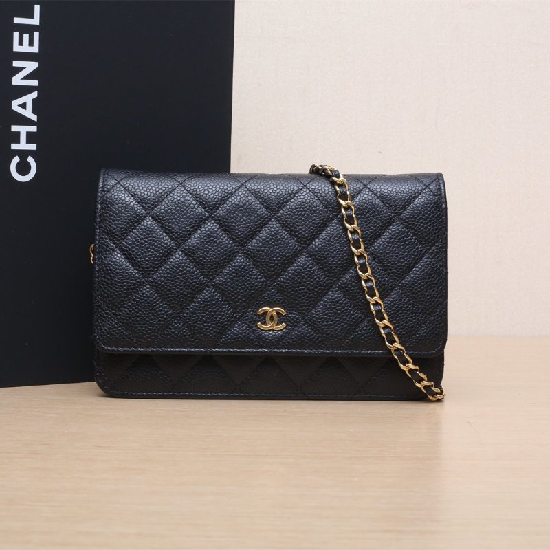 CHANEL CFWOC19黑色荔枝牛皮26開金扣肩背包-0