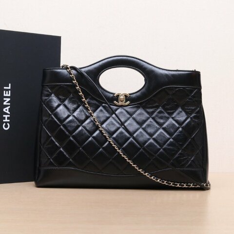 CHANEL 31Bag中號橫版36黑色羊皮晶片開金扣肩背包