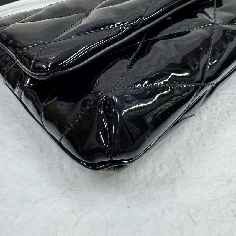 YSL LE 57漆皮HOBO袋-6