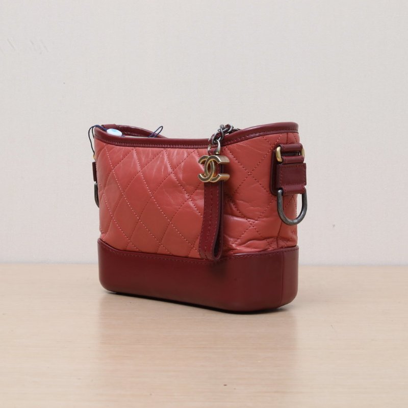 CHANEL GABRIELLE流浪小號20拼色牛皮25開金銀扣肩背包-3