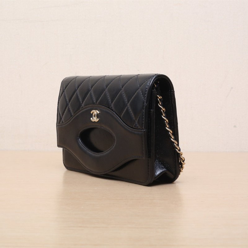 CHANEL 黑色牛皮晶片開金扣31bagwoc肩背包-3