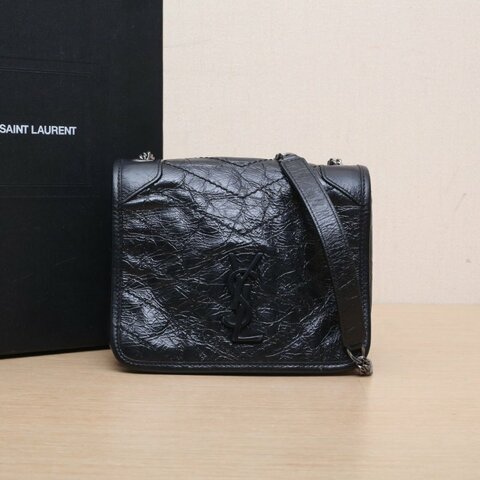 SAINT LAURENT NikibabyMini19D扣黑色牛皮黑扣肩背包