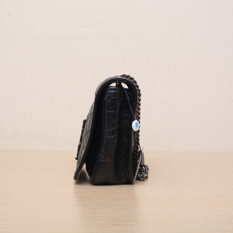 SAINT LAURENT NikibabyMini19D扣黑色牛皮黑扣肩背包-4