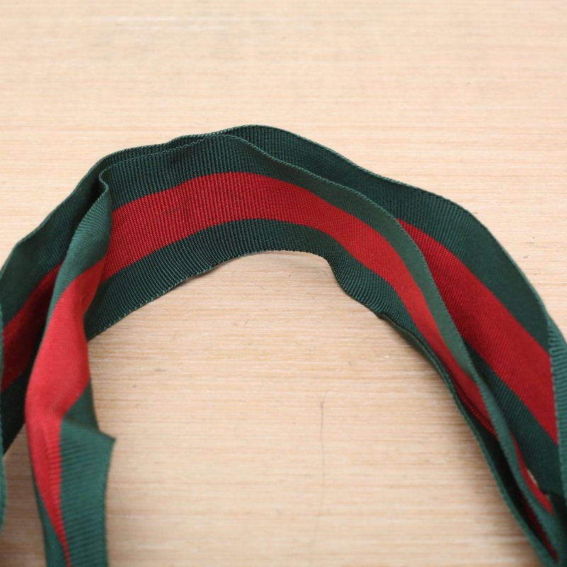 GUCCI Sylvie塞爾維亞絲帶包小號25.5紅色牛皮金扣肩背包-2