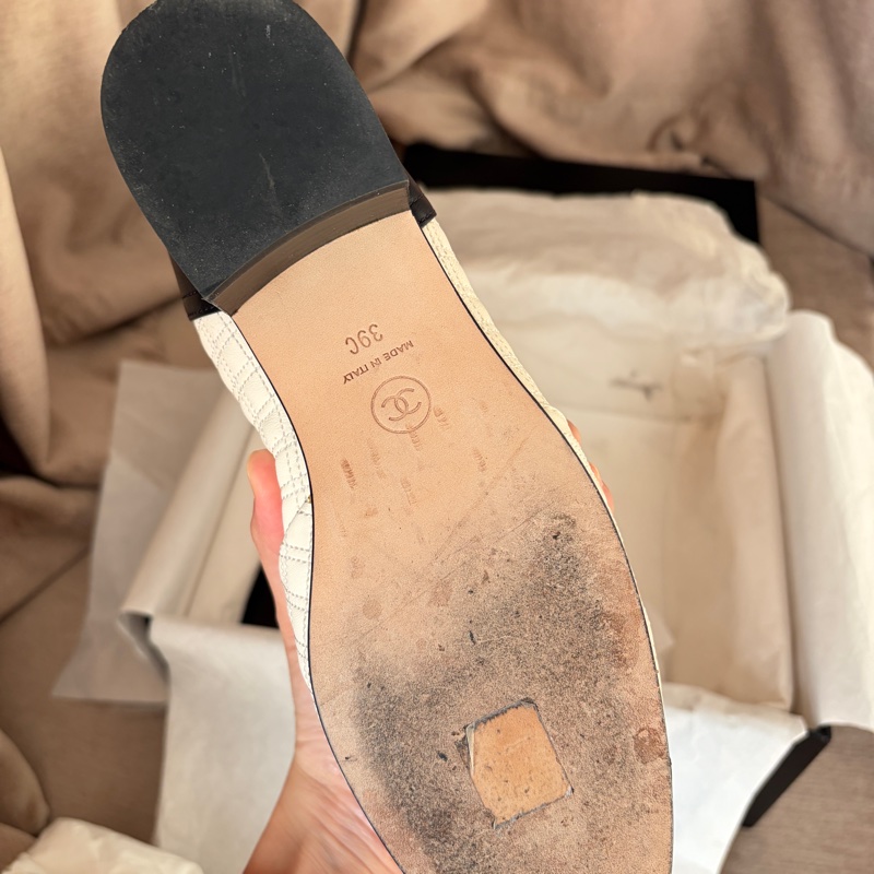 【CHANEL 經典款】奶油白菱格珍珠短靴 39C｜雙拉鍊｜羊皮｜百搭經典款-22