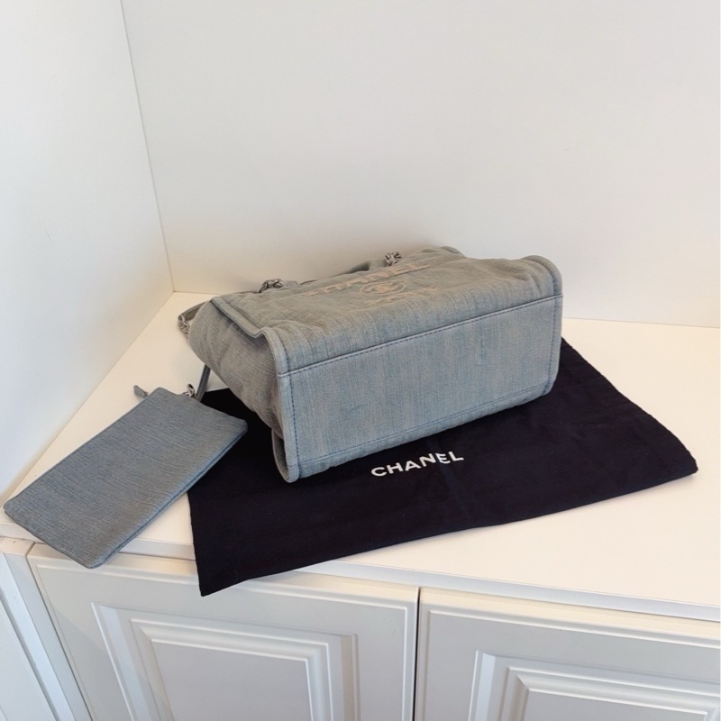 【99新🆕】Chanel  23s新款芯片 做舊丹寧牛仔沙灘包 小號手提包 單肩包-5
