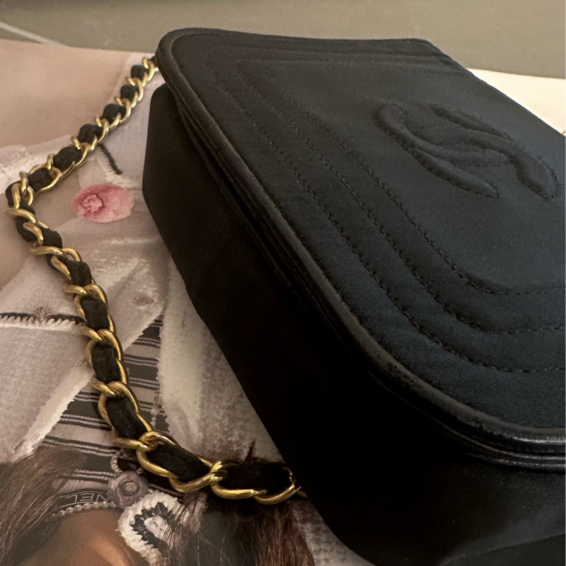 (MYMluxurybag) 🔥聖誕激安🔥 Chanel 黑金 WOC 鏈條袋 古董袋肩背包 斜背袋-8