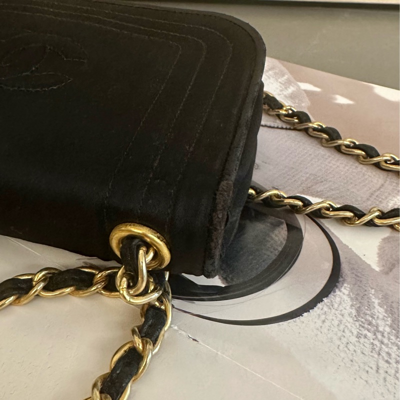 (MYMluxurybag) 🔥聖誕激安🔥 Chanel 黑金 WOC 鏈條袋 古董袋肩背包 斜背袋-16