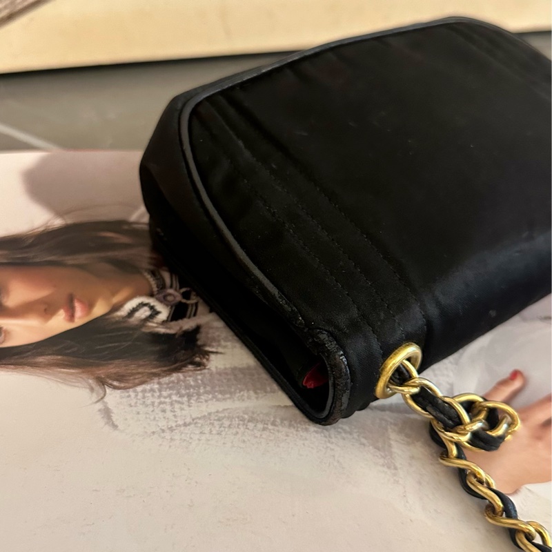 (MYMluxurybag) 🔥聖誕激安🔥 Chanel 黑金 WOC 鏈條袋 古董袋肩背包 斜背袋-18