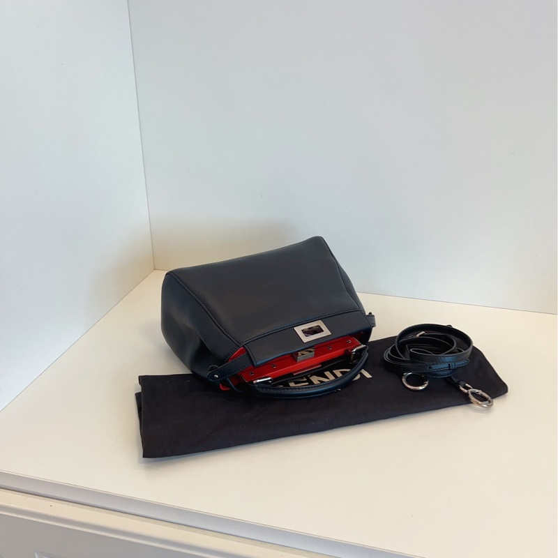 【98新🆕】Fendi 經典黑色銀扣 小怪獸銀色眼睛內里 peekaboo mini鉑金包手提包 斜挎包 單肩包-3
