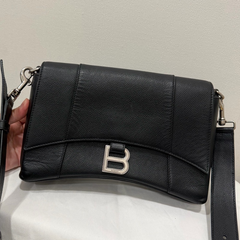 Balenciaga 巴黎世家 Downtown 斜背包 黑 銀釦-3