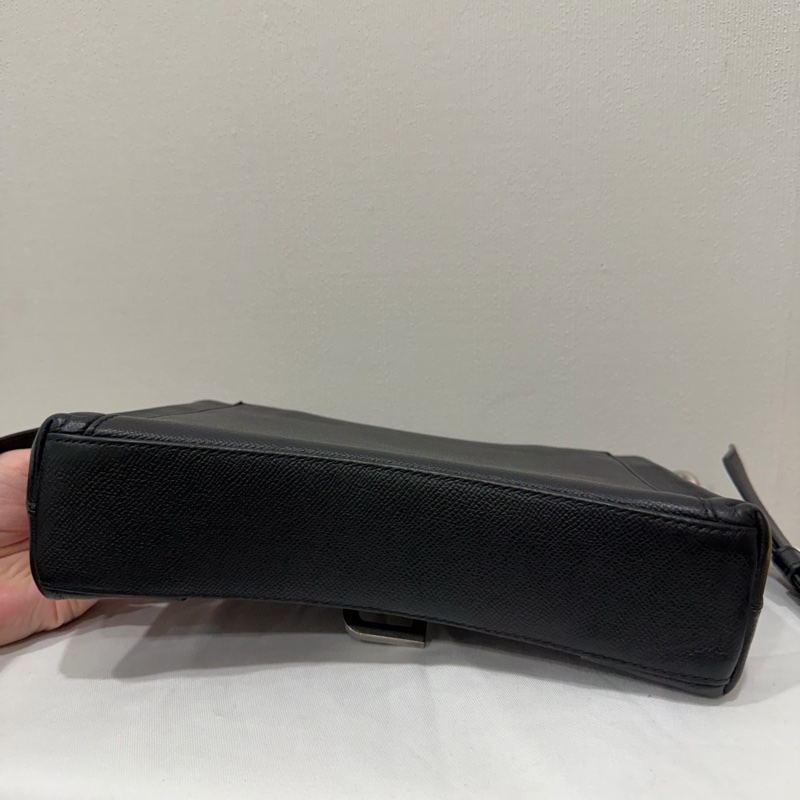 Balenciaga 巴黎世家 Downtown 斜背包 黑 銀釦-5