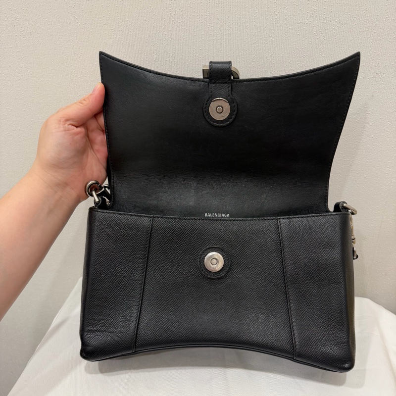 Balenciaga 巴黎世家 Downtown 斜背包 黑 銀釦-6