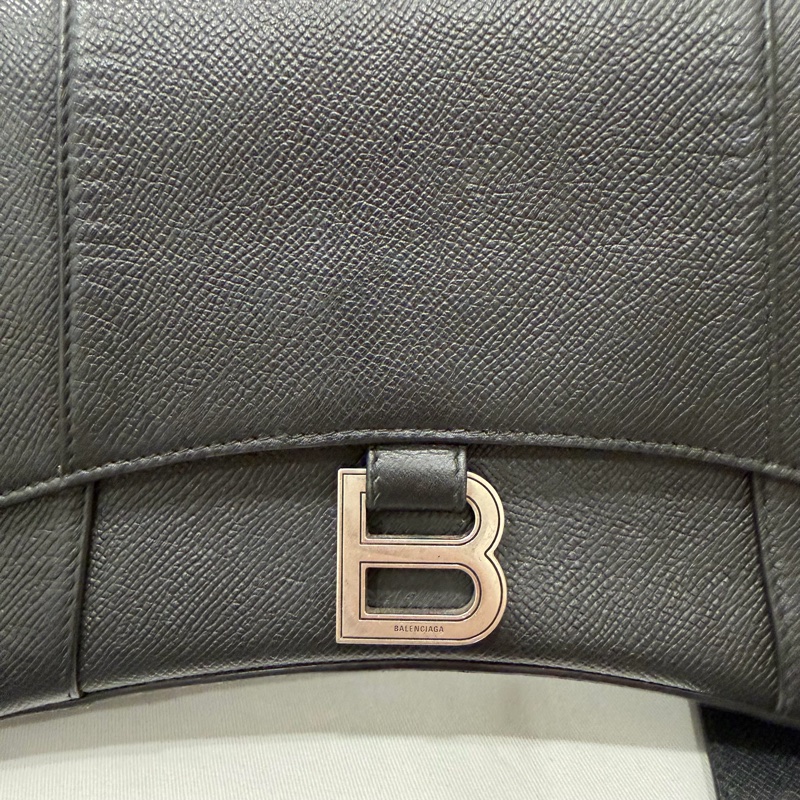 Balenciaga 巴黎世家 Downtown 斜背包 黑 銀釦-9